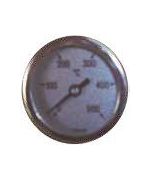 Pizza pec Brazz 120 s komínom vpredu izolovaná